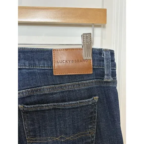 Lucky Brand Sweet Mid Rise Bootcut Jeans Women's Size 8/29R Blue Dark Wash Denim - Picture 4 of 11